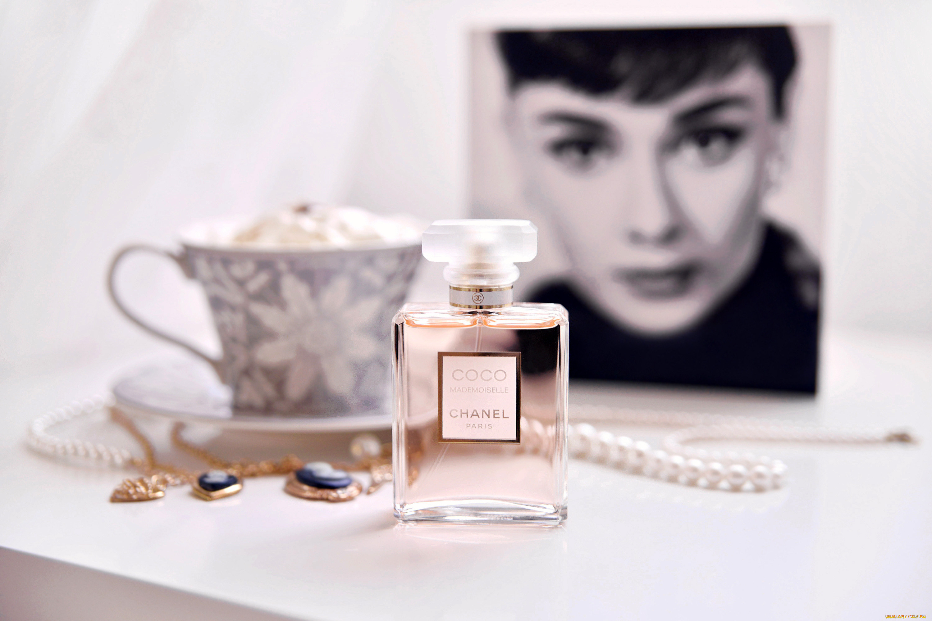 , chanel, , , , , , , , , , , audrey, hepburn, , 